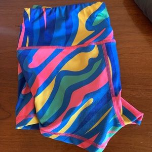 Fleo shorts large